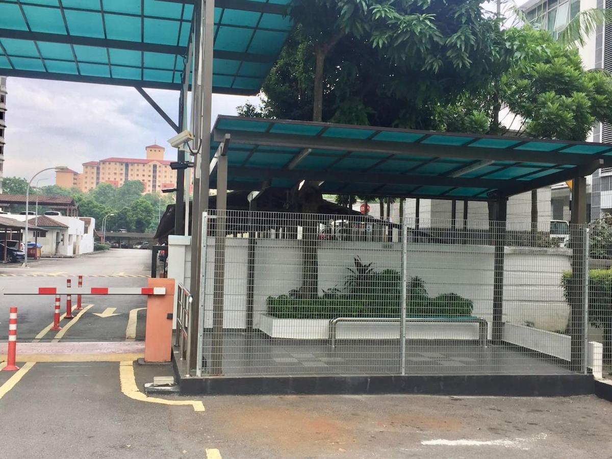 Cozy Kelana Jaya Semi-D Apt Near Mall, College & Hospital Petaling Jaya Eksteriør bilde