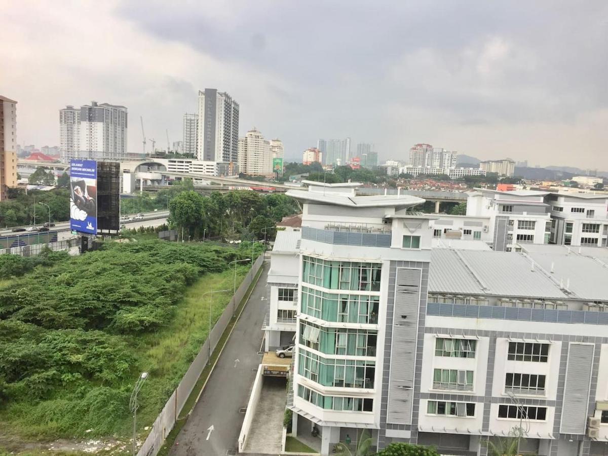 Cozy Kelana Jaya Semi-D Apt Near Mall, College & Hospital Petaling Jaya Eksteriør bilde