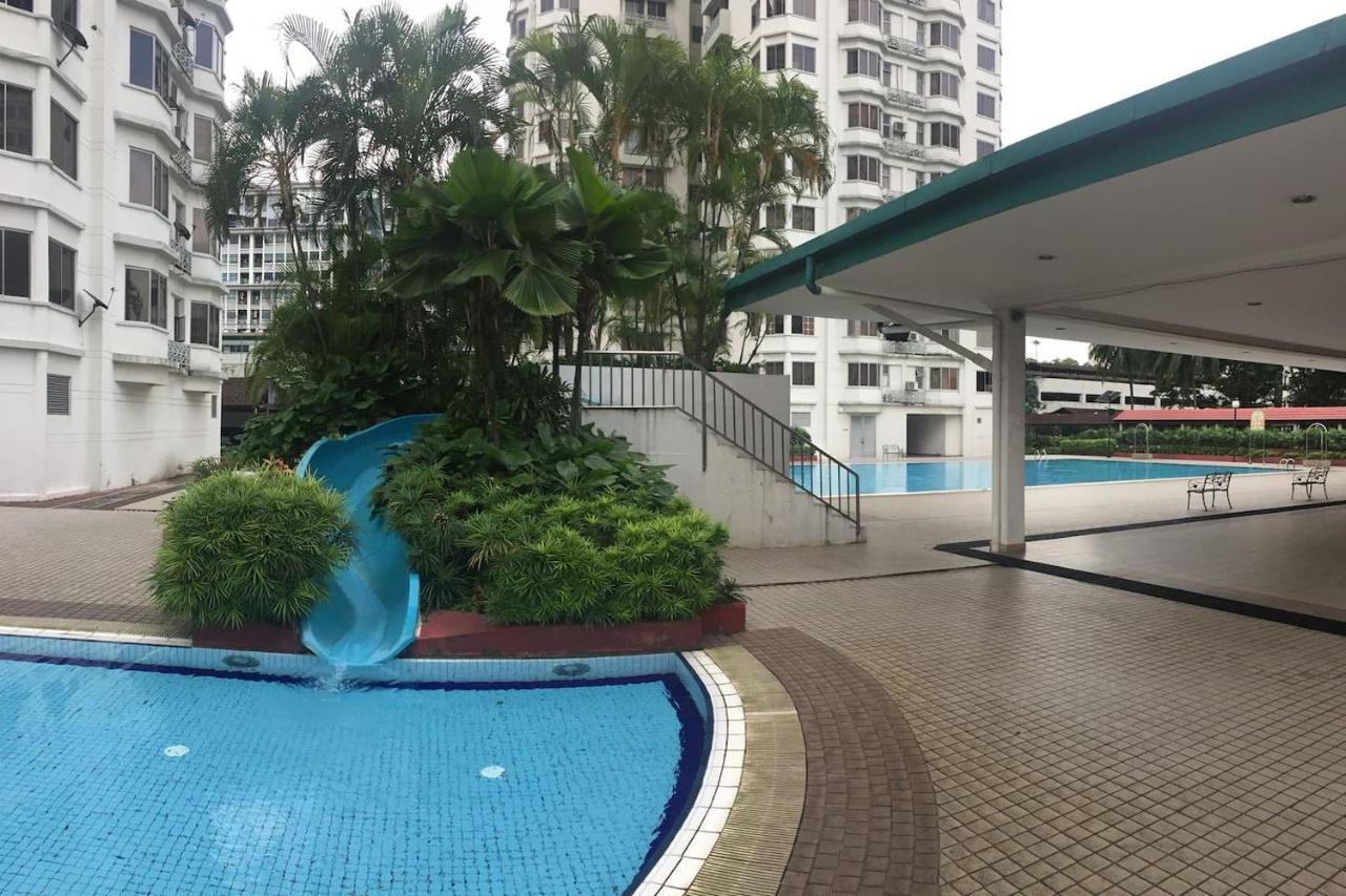 Cozy Kelana Jaya Semi-D Apt Near Mall, College & Hospital Petaling Jaya Eksteriør bilde